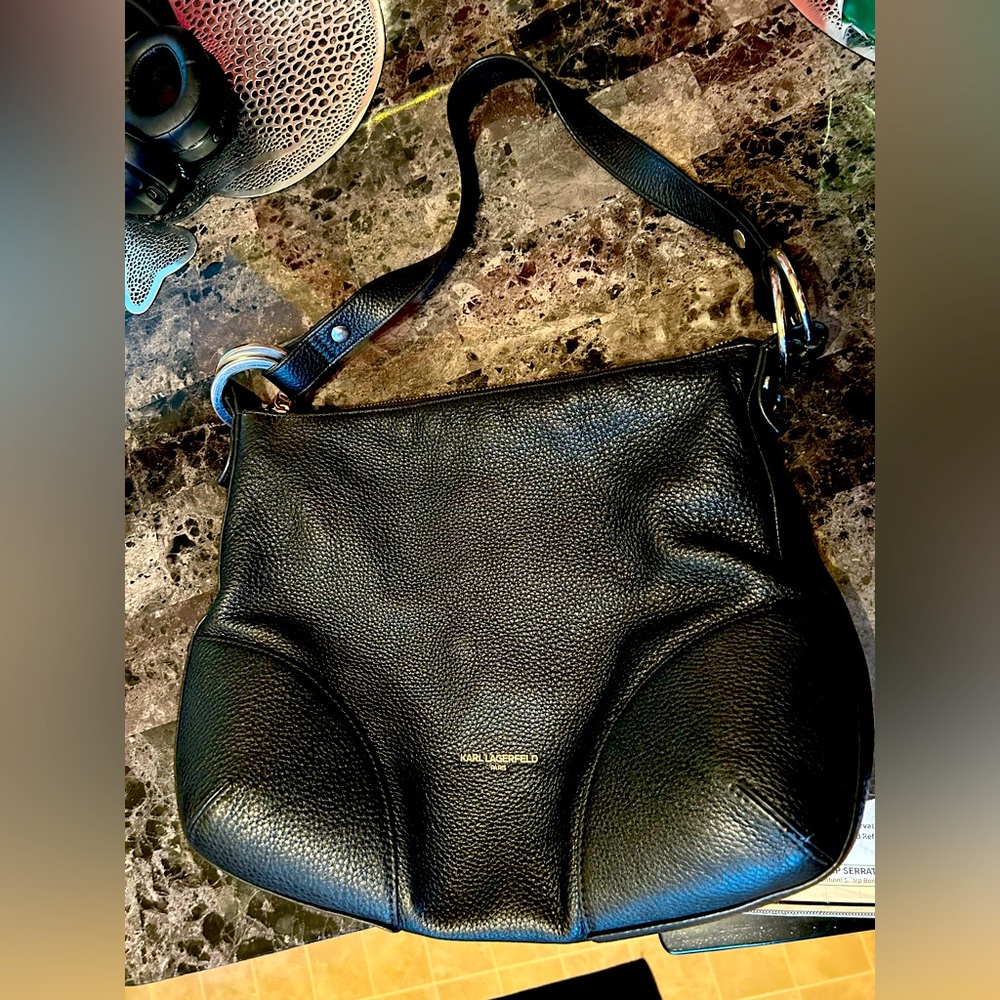 Karl Lagerfeld *like new* purse. Comes in original purse bag.